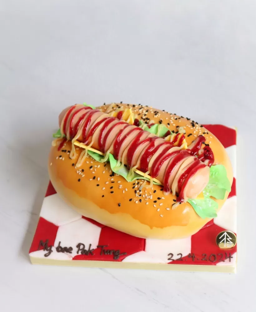 Hotdog Cake