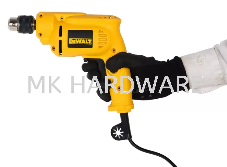 DeWALT ROTARY DRILL 10MM 550W ROTARY DRILL DWD014