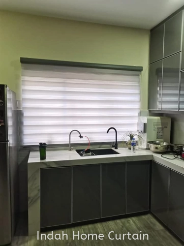 Installation Ready Made Zebra Blind Two Tones Design 