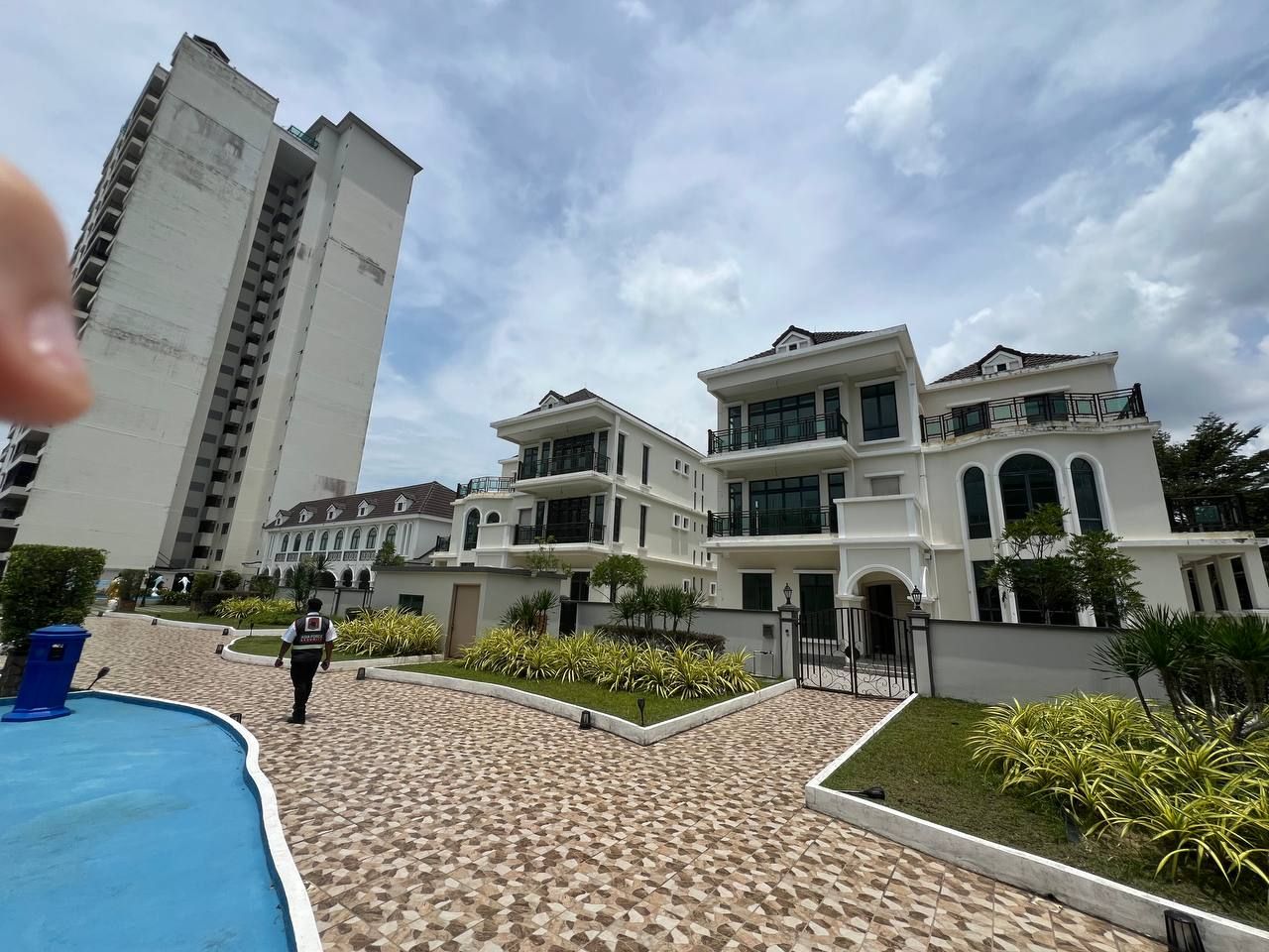 Taman Laguna, Perling, Skudai @ 3 Storey Bungalow Villa FOR SALE