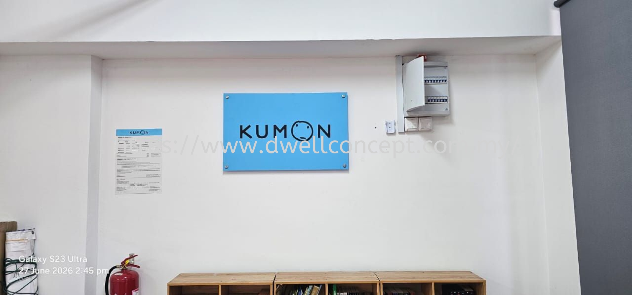 KUMON ACRYLIC SIGNAGE INSTALL AT KAPAR