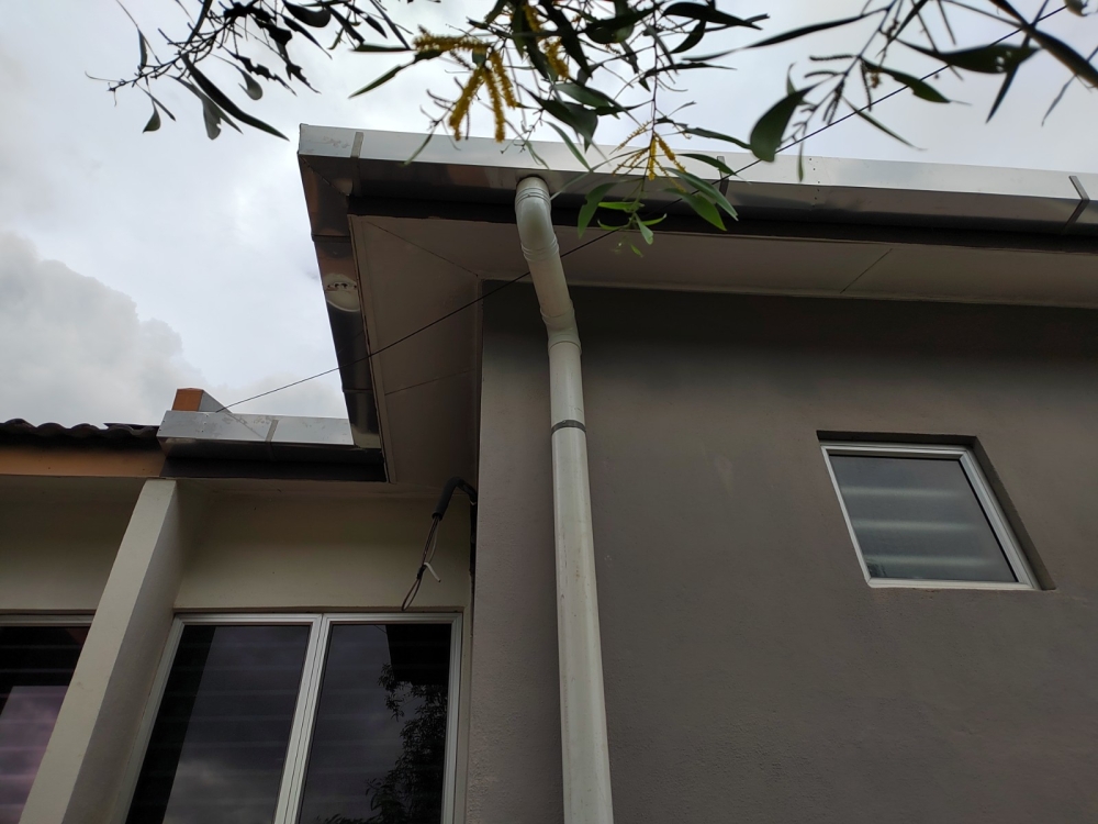 Supply and install Stainless Steel Gutter Works