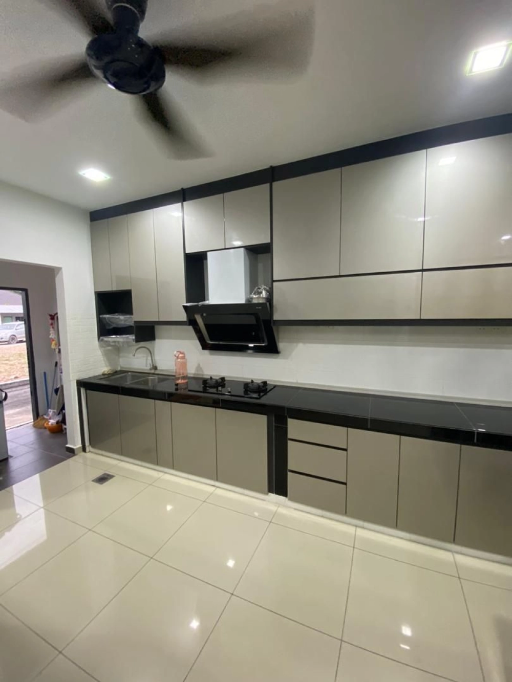 Kitchen cabinet project in Klang Valley by Kuchemate