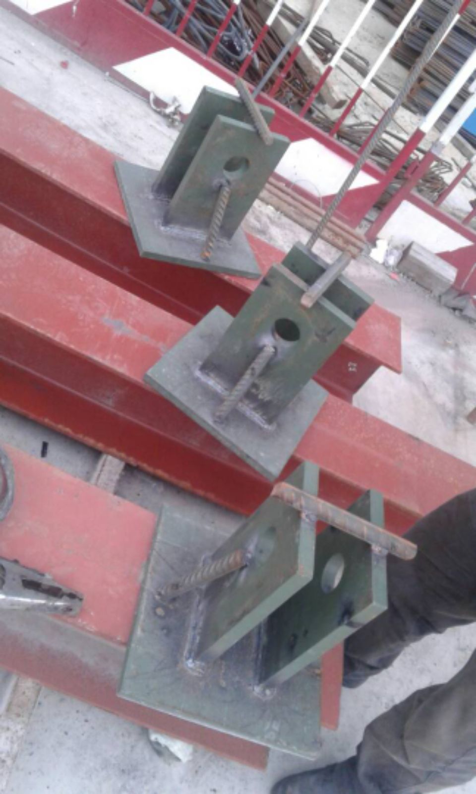 To Supply & Welding Towel Crane Bracket 