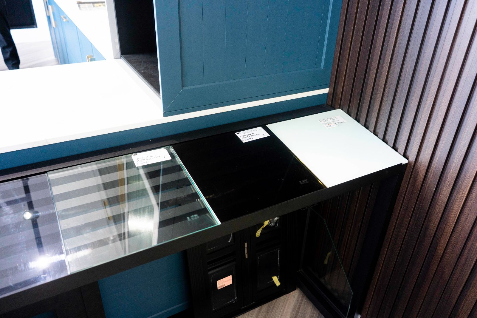V Master Aluminium & Glass Trading (M) Sdn Bhd #4