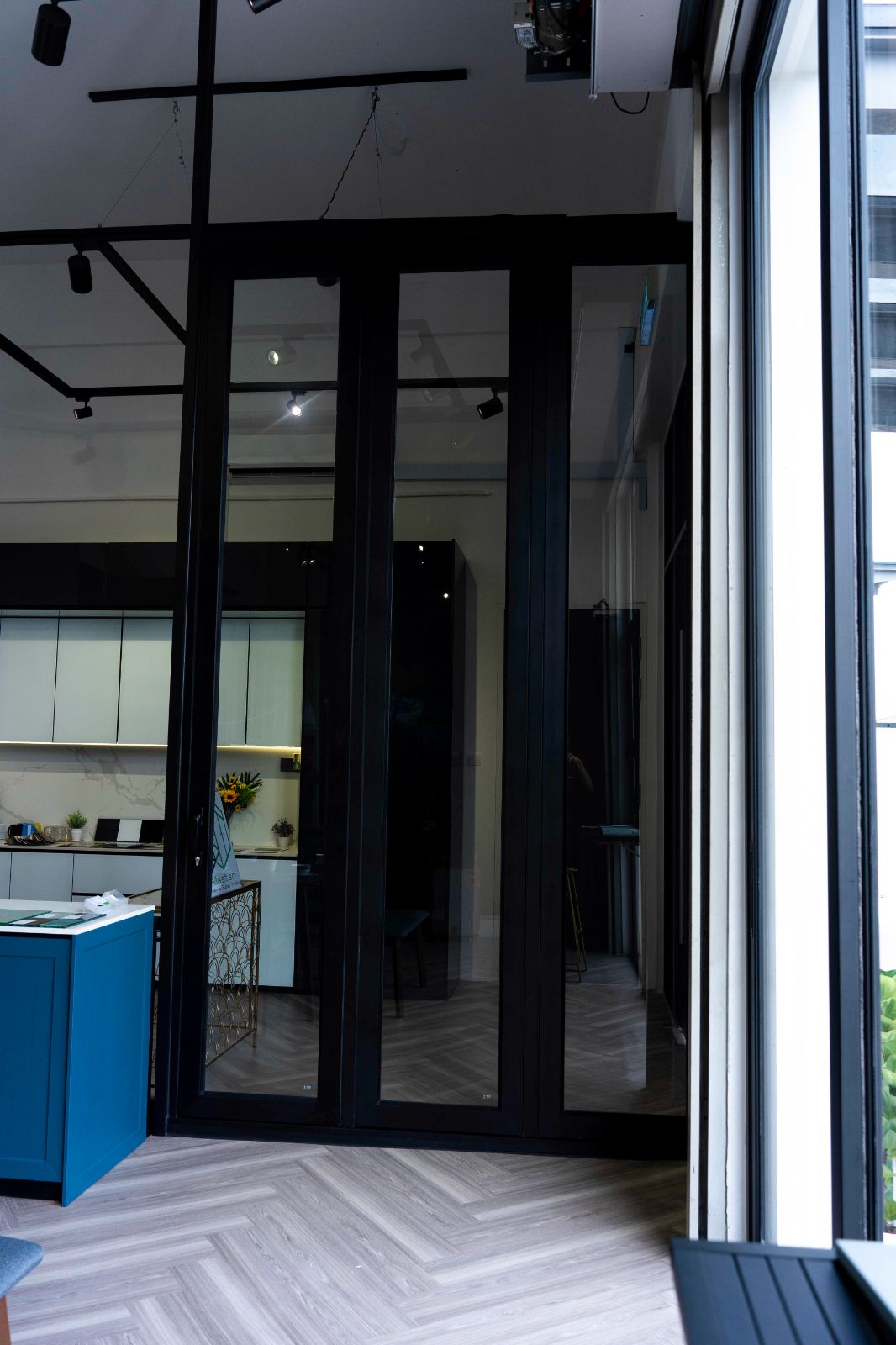 V Master Aluminium & Glass Trading (M) Sdn Bhd #22