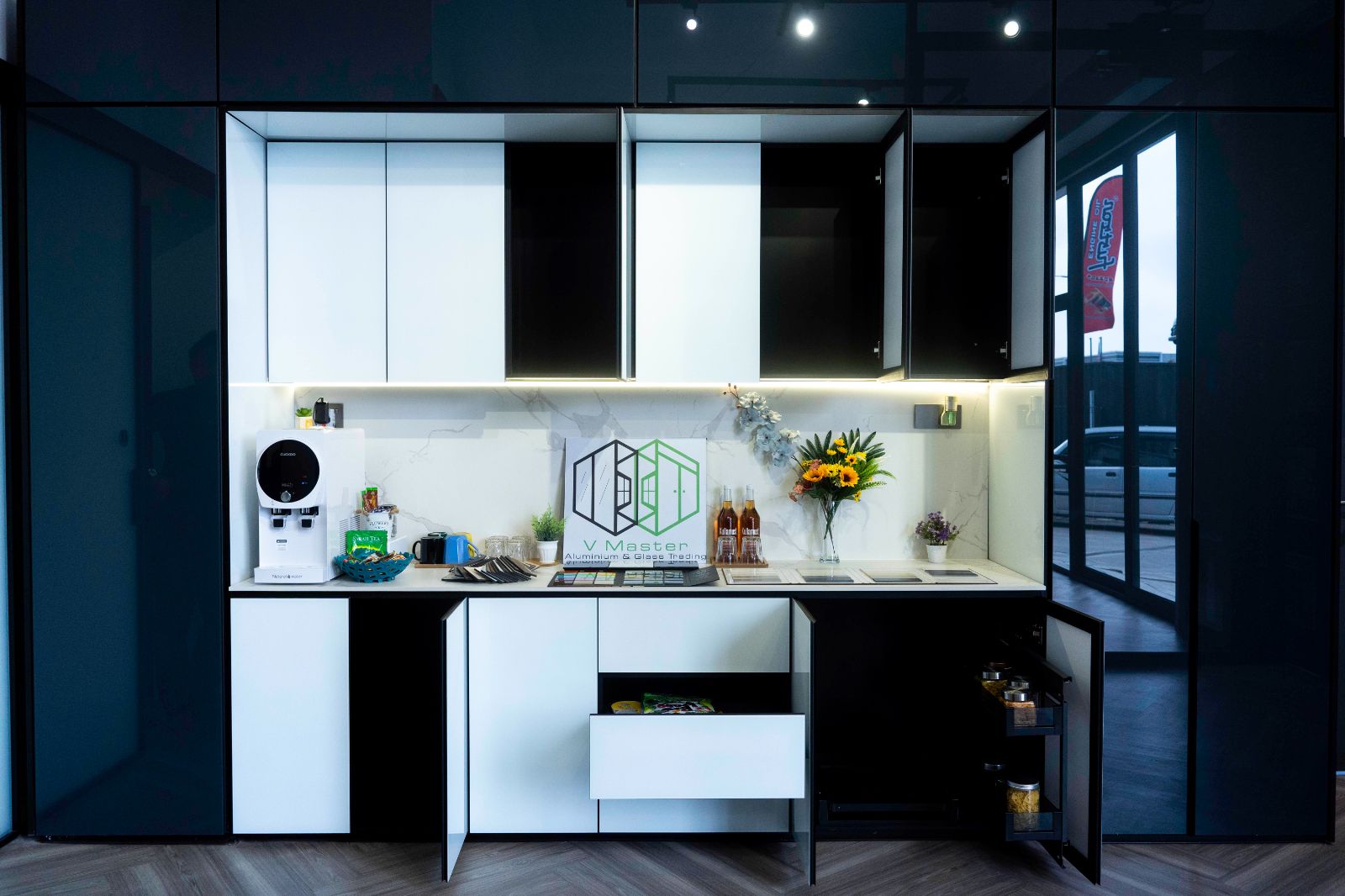 V Master Aluminium & Glass Trading (M) Sdn Bhd #6
