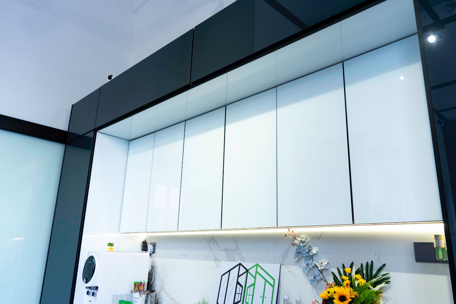V Master Aluminium & Glass Trading (M) Sdn Bhd #23