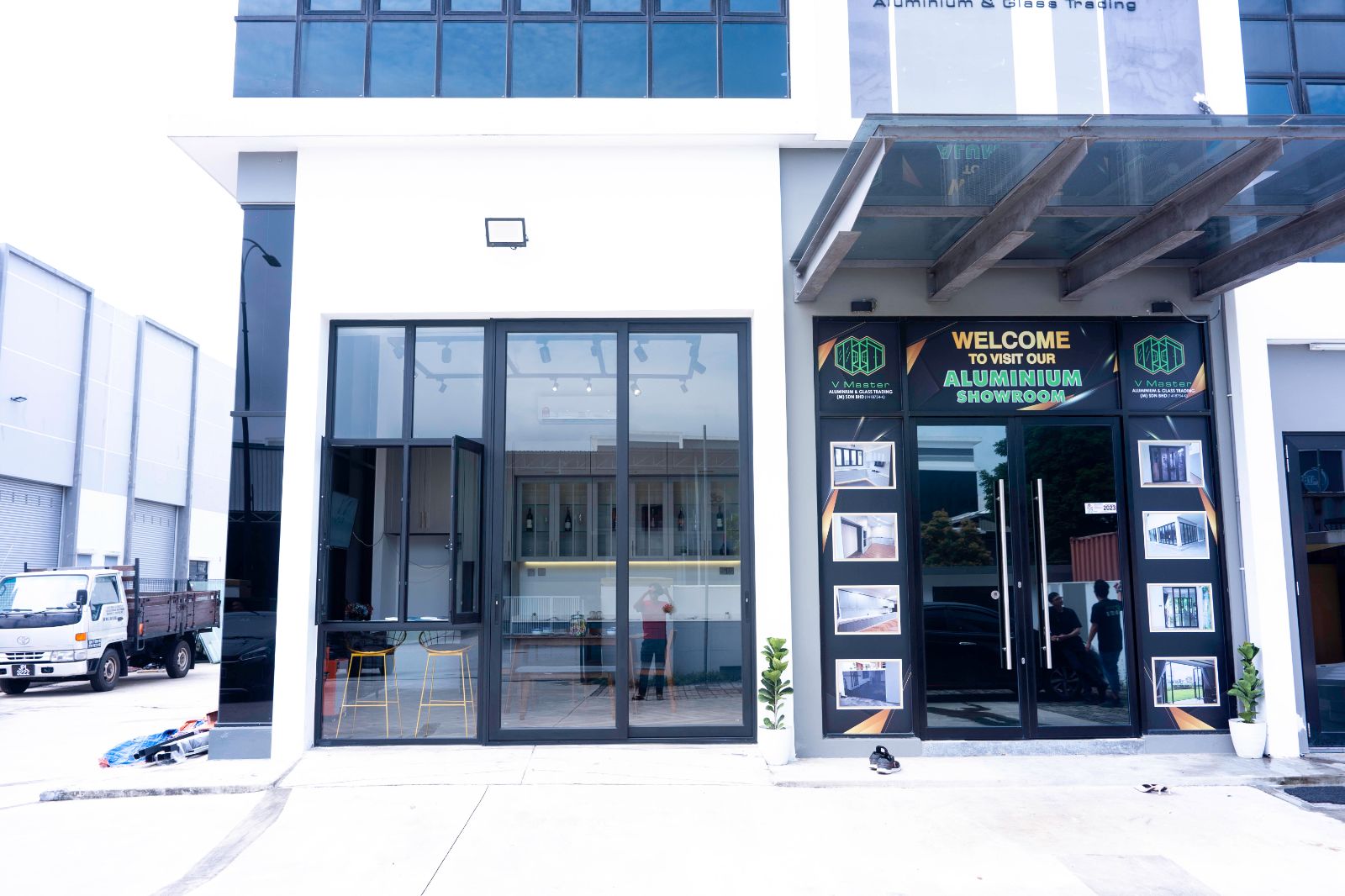 V Master Aluminium & Glass Trading (M) Sdn Bhd #10