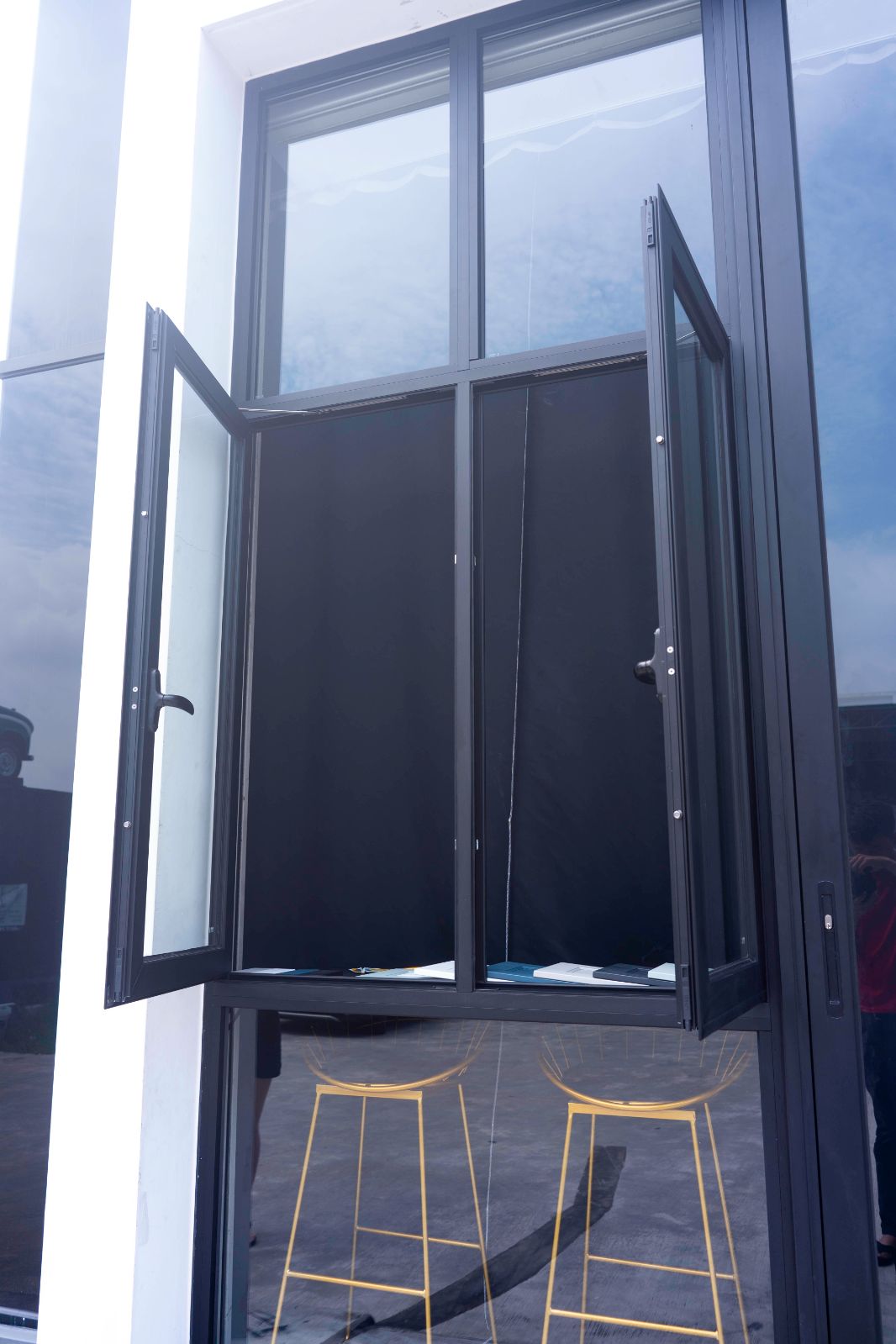 V Master Aluminium & Glass Trading (M) Sdn Bhd #15
