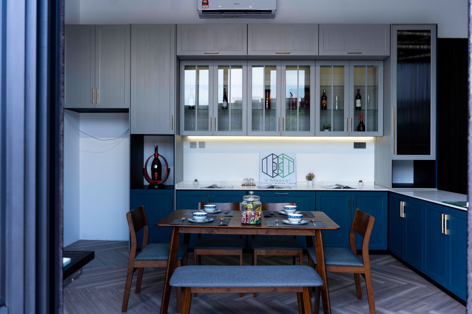 V Master Aluminium & Glass Trading (M) Sdn Bhd #27