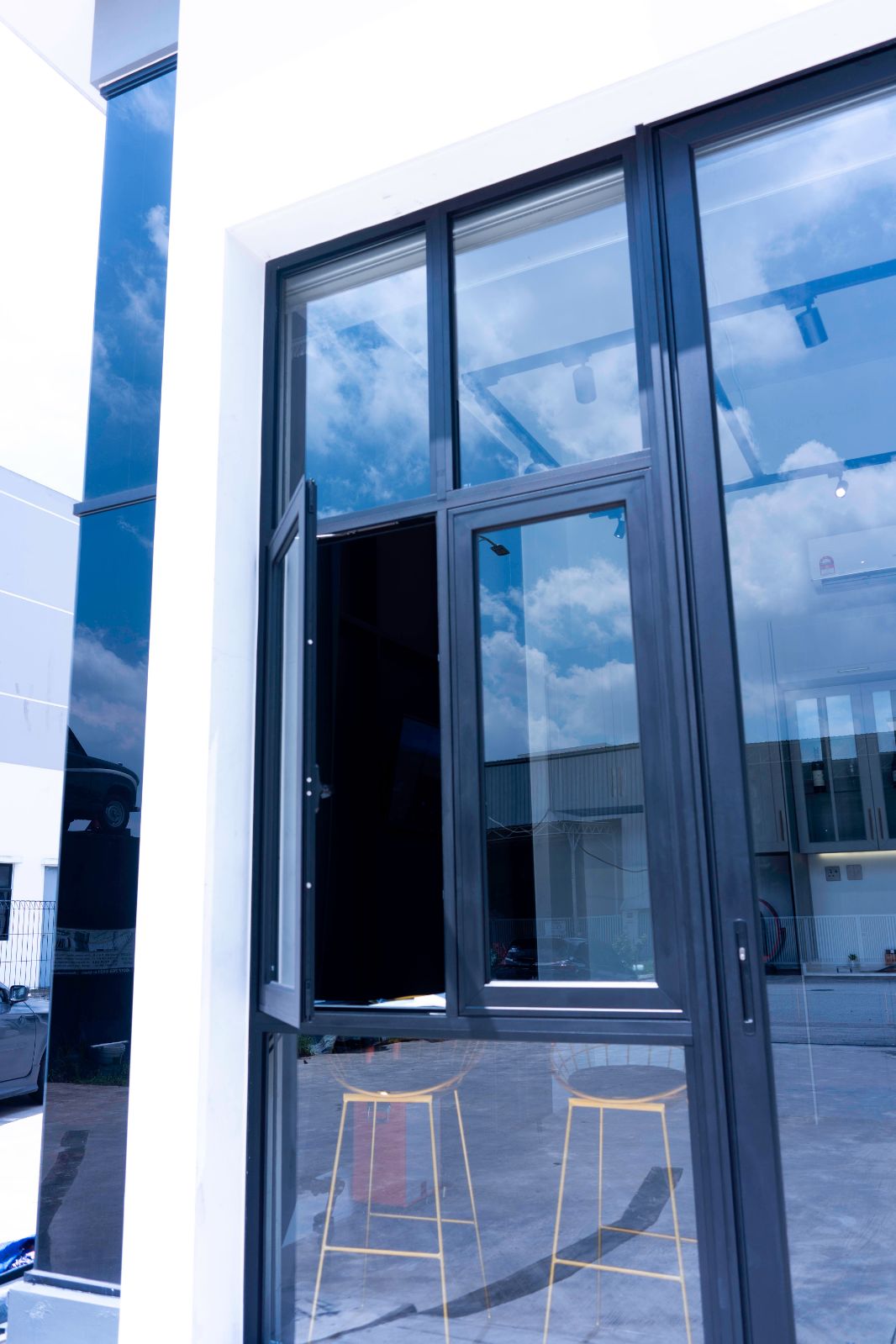 V Master Aluminium & Glass Trading (M) Sdn Bhd #15