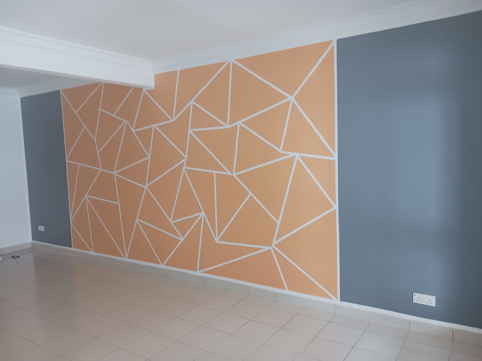 Paint Articles Wall