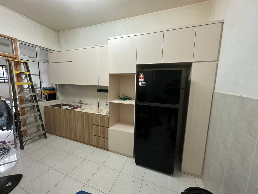 Kitchen Cabinet 