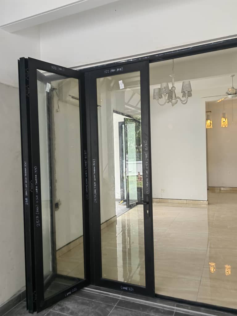 Aluminium Sliding Door