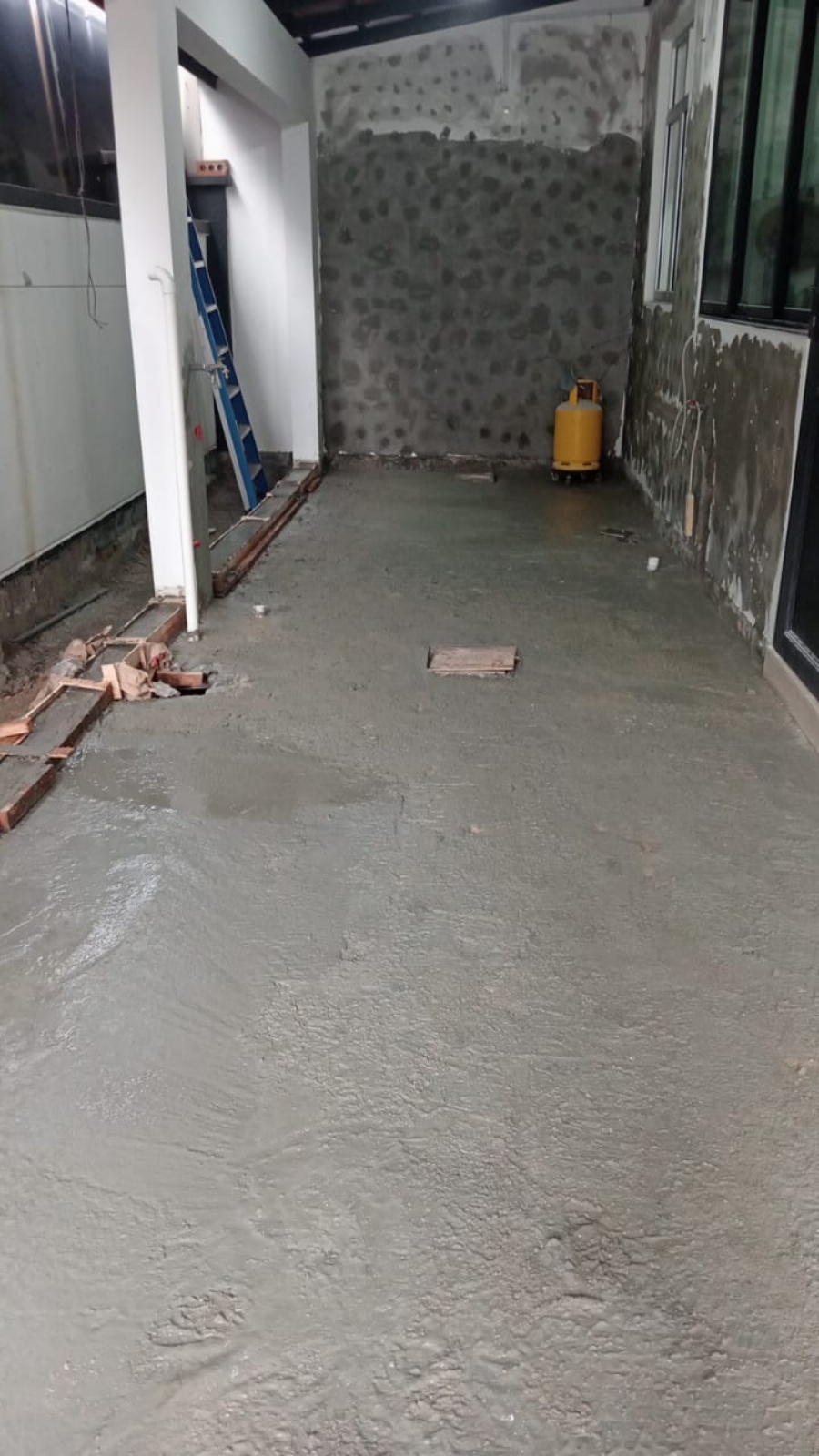 Yard Area Repair Floor Tile And Aluminum Work