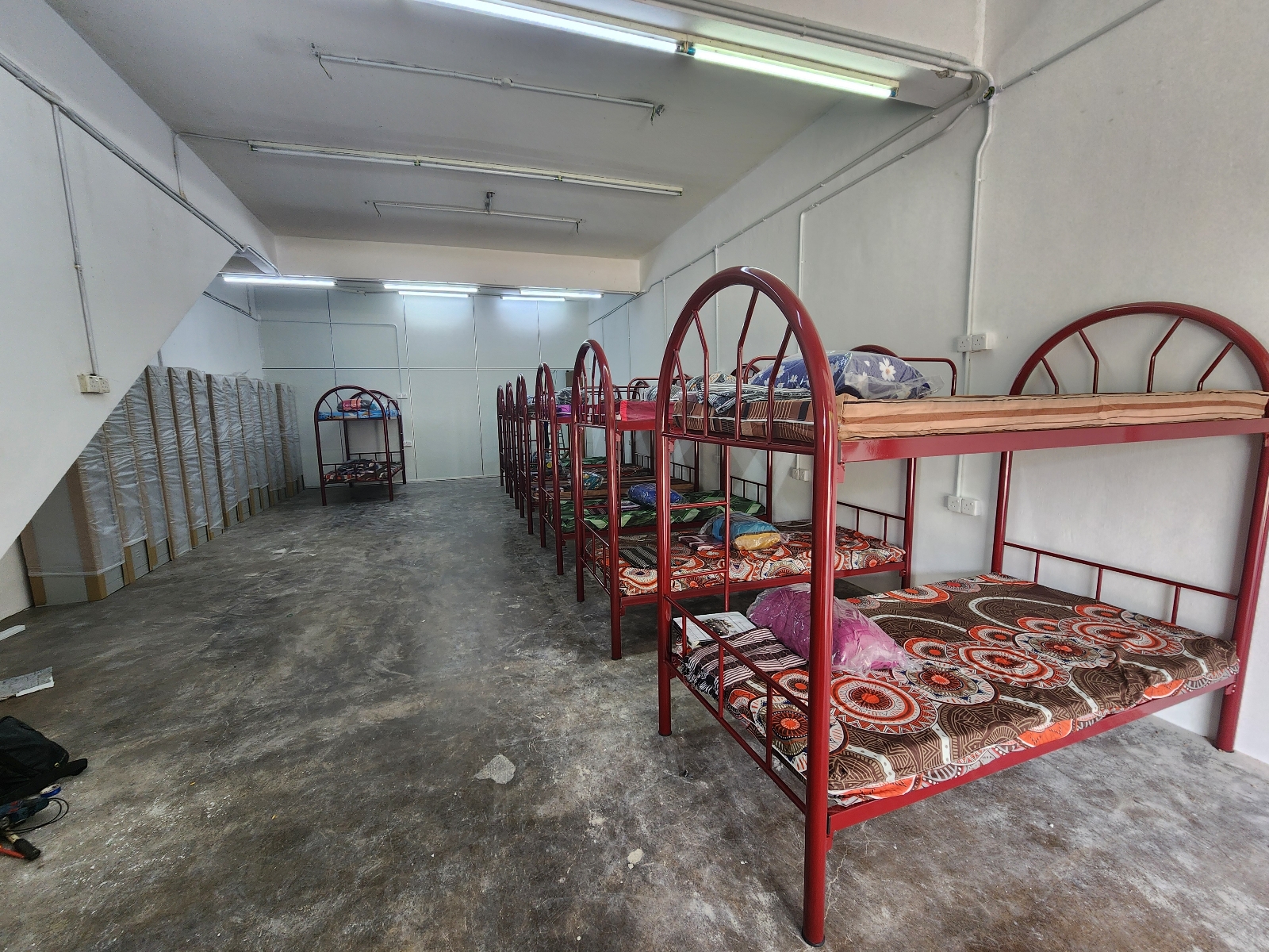 AVANTIS TECHNOLOGIES SDN BHD (Hostel Equipment)