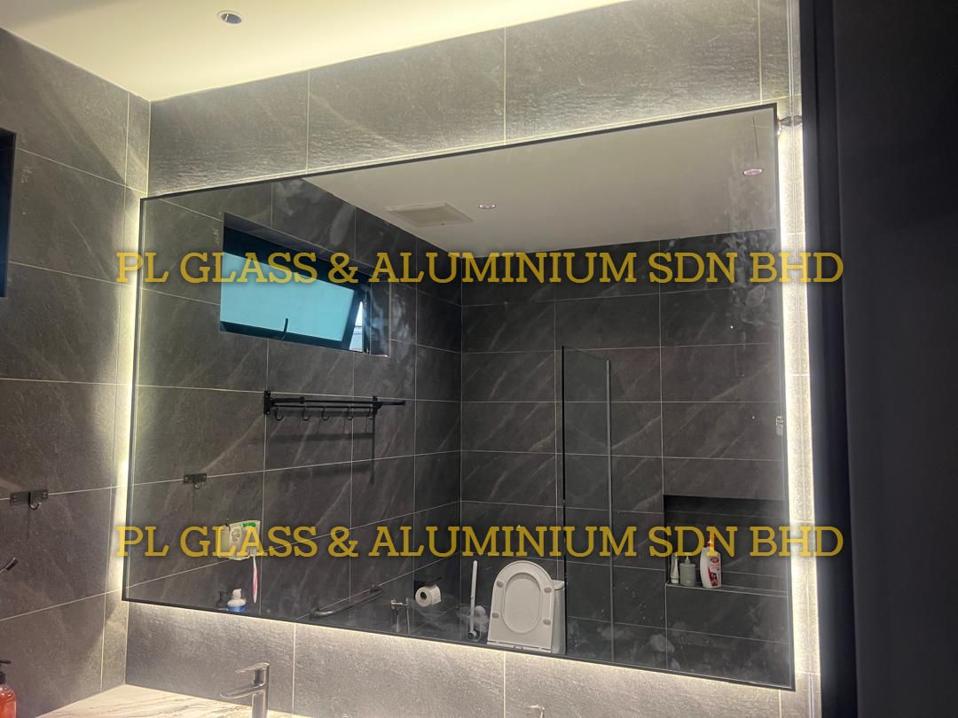 Aluminium Vanity & Glass Mirror