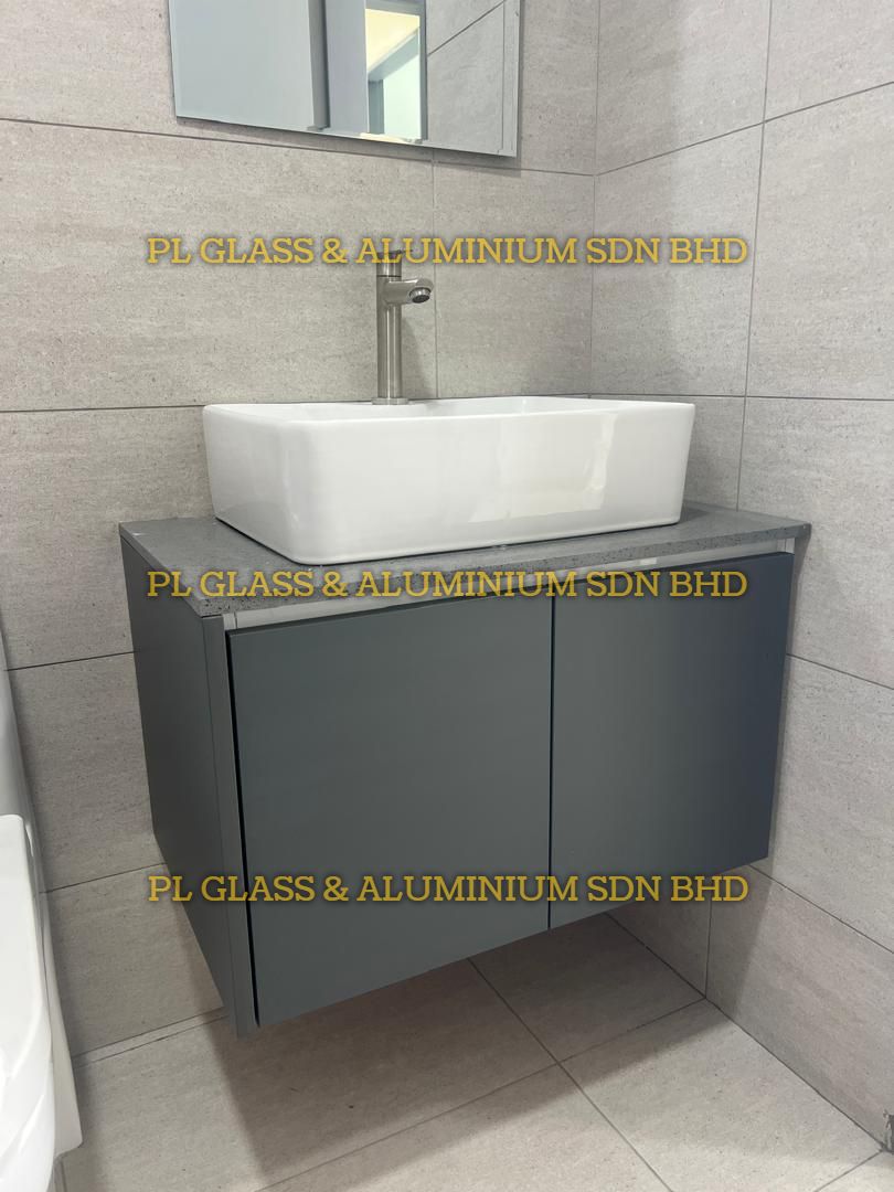 Aluminium Vanity & Glass Mirror