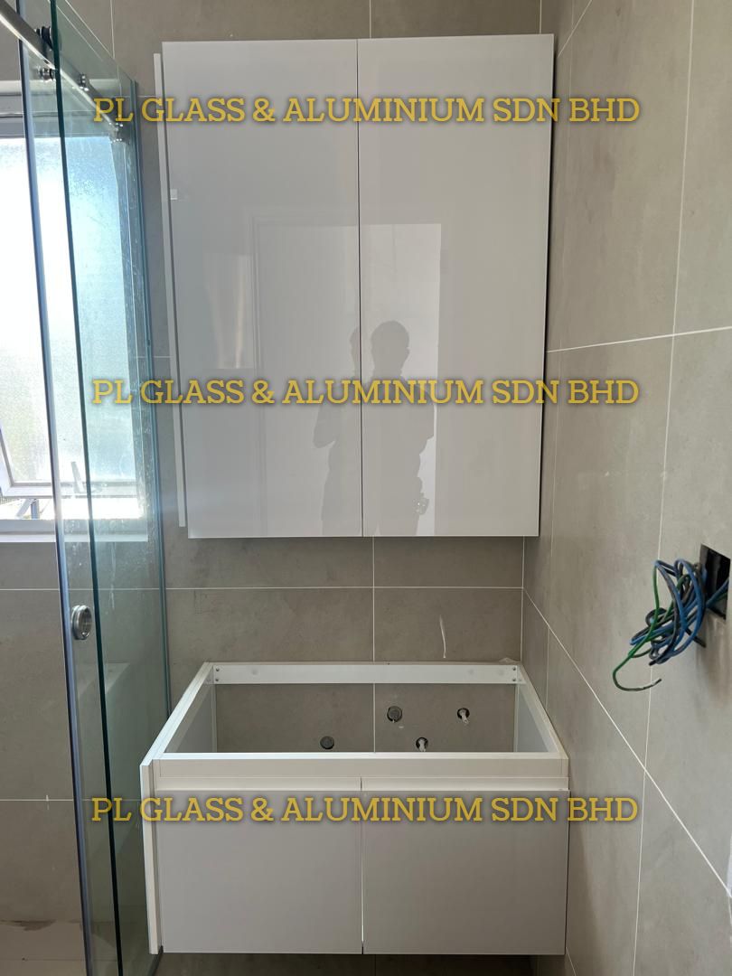Aluminium Vanity & Glass Mirror