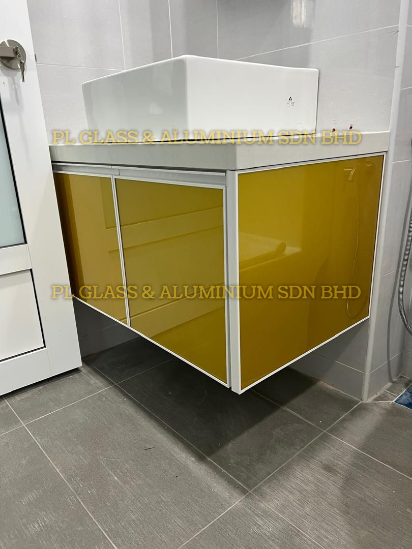 Aluminium Vanity & Glass Mirror