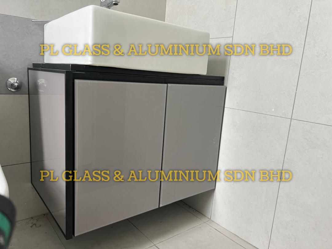 Aluminium Vanity & Glass Mirror