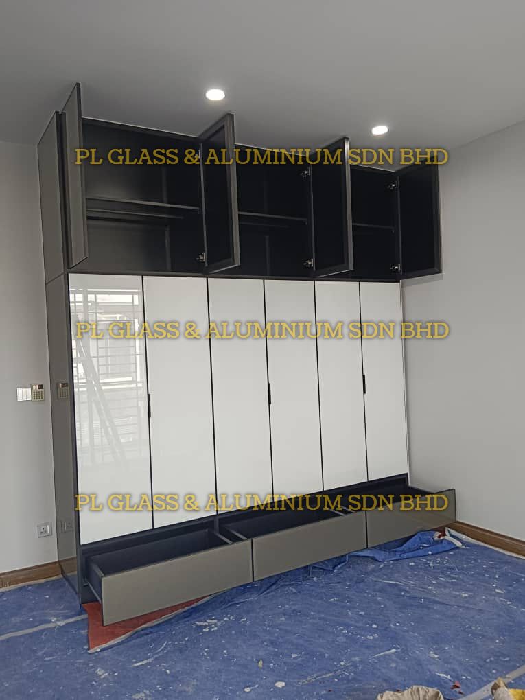 Kabinet Aluminium