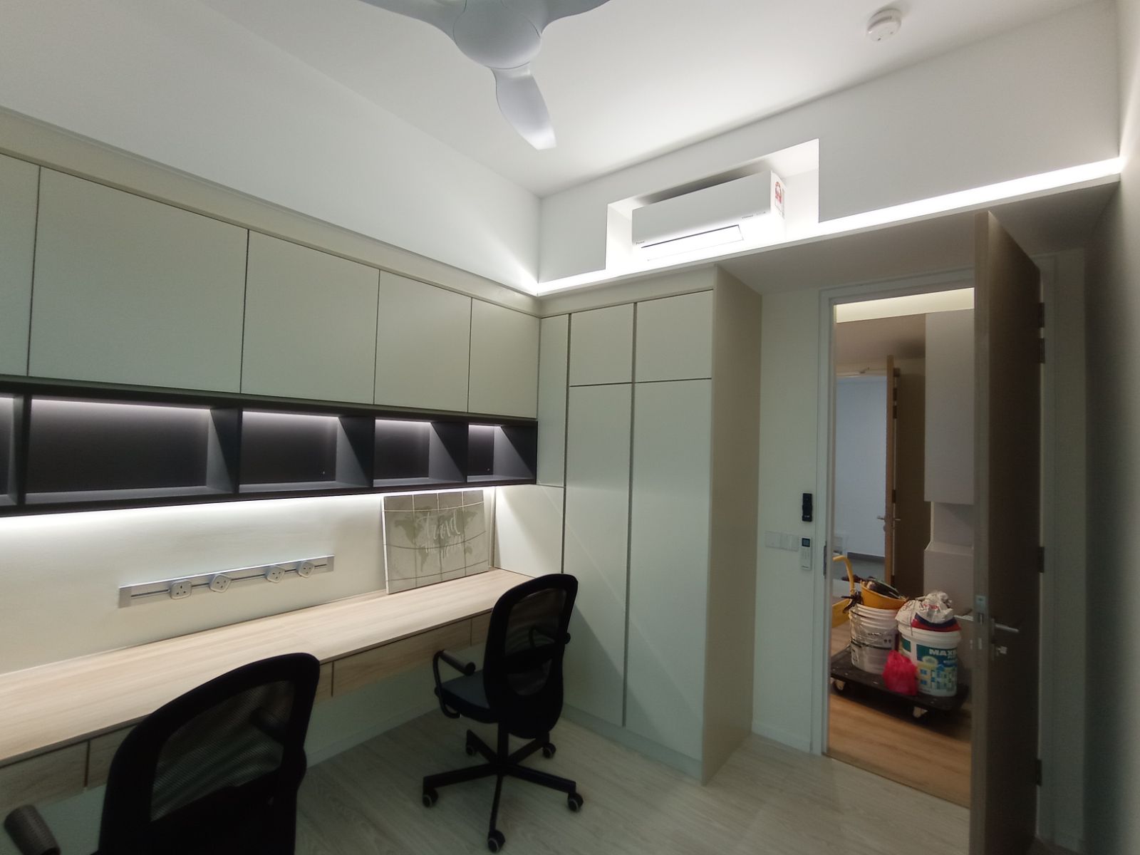 RENOCOM MANAGEMENT