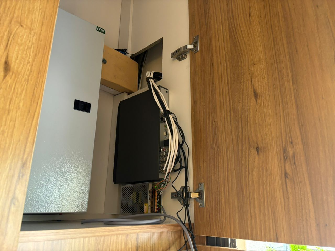 Hikvision 8 Channel Cctv System