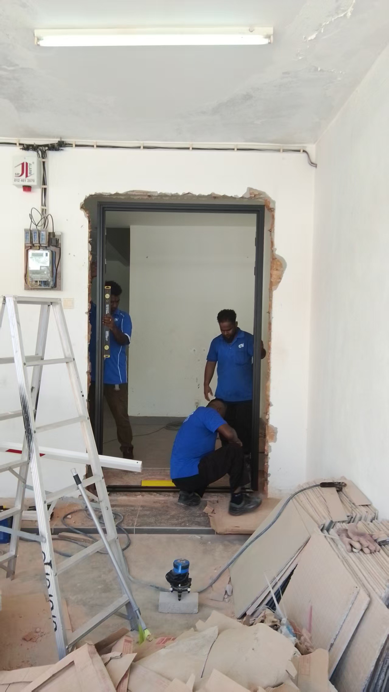 DT901 Size 5 X 8 Ft  Location: Azelia, Bukit Banyan