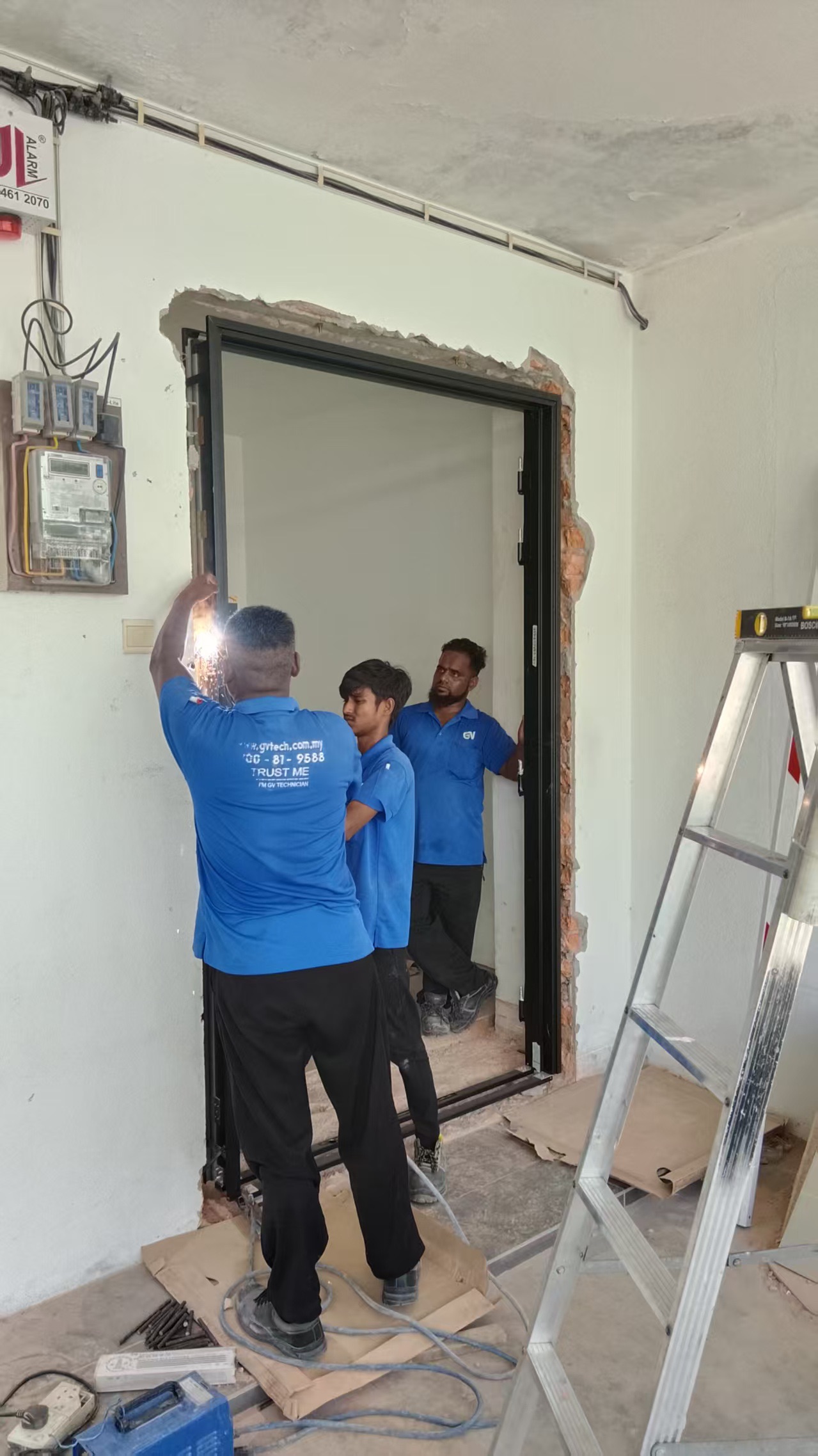 DT901 Size 5 X 8 Ft  Location: Azelia, Bukit Banyan