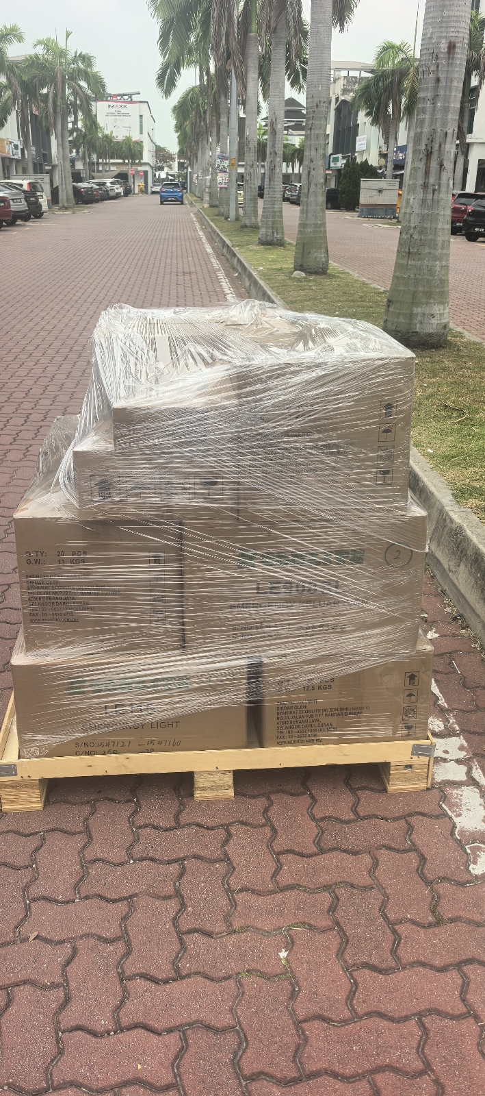 ECONLITE LED EMERGENCY LIGHT LE115 &amp; ECONLITE LED KELUAR SIGN LE908 