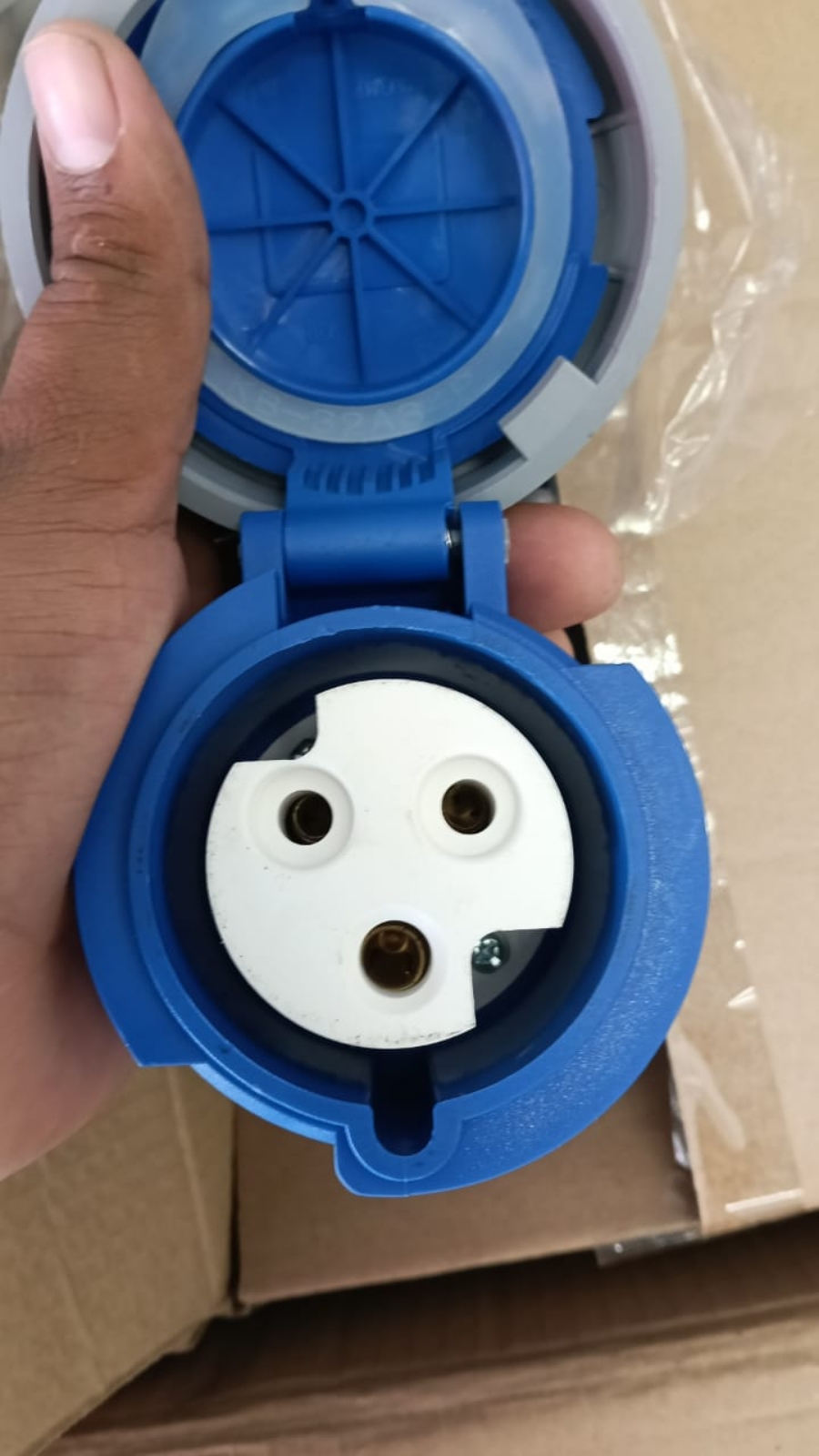 OPS INDUSTRIAL COUPLER CONNECTOR 32A 3 PIN IP67 