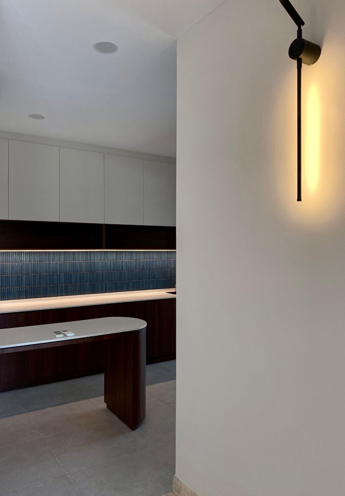 Dry kitchen design - island