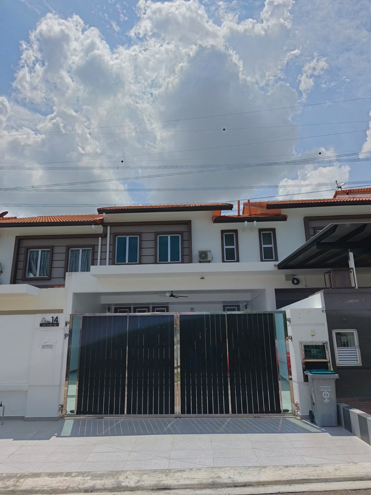 Install Tinted/ Solar Film/ Window Film At Taman Rinting /Johor Bahru 
