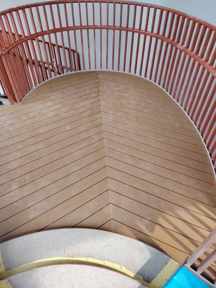 Neowood composite decking 