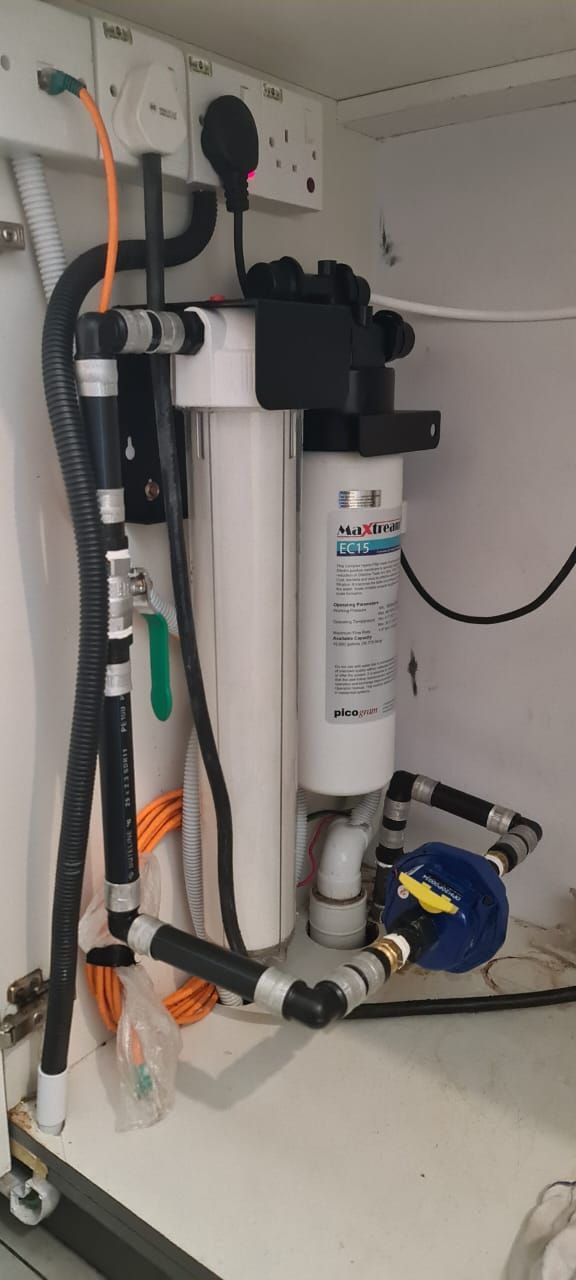 COMMERCIAL MAXTREAM INSTALL3.jpeg