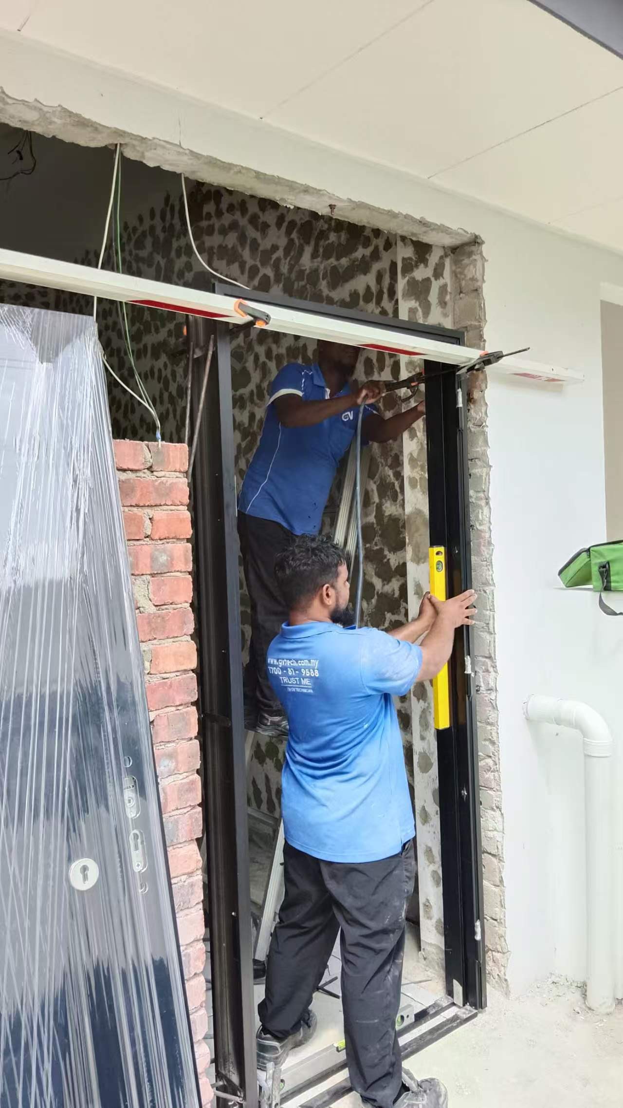 DT603 Size 6 x 8 ft   Location: Bukit Banyan