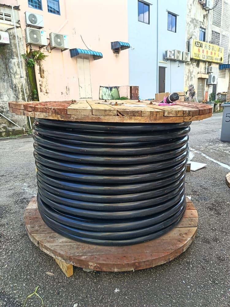 300MM X 4C AL/XLPE/SWA/PVC ARMOURED CABLE