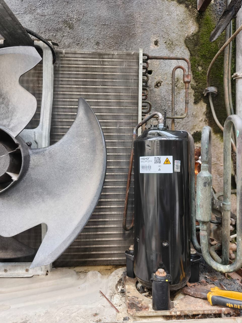 Change Compressor Daikin 2.jpeg