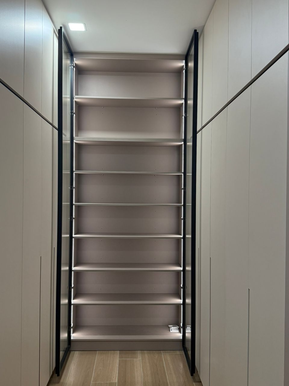 Display Cabinet
