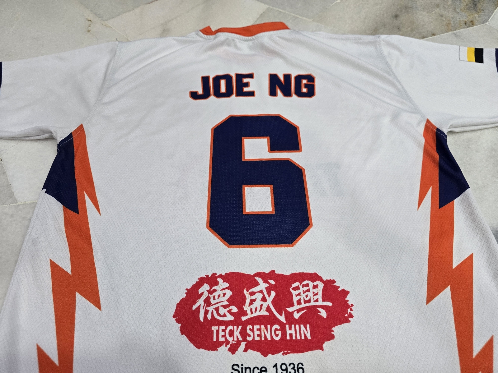 TAIYOS SOLAR and Teck Seng Hin since 1936 are honored to sponsor the team and contribute to the development of local sports.
We have always believed that, in addition to pursuing growth, companies should also actively give back to society and support the younger generation in bravely pursuing their dreams. Every jersey is not just a brand; it also carries a sense of responsibility, encouragement, and support for the spirit of sportsmanship.
We hope the players will put on this jersey, give their all on the field, never give up, demonstrate team spirit, and create more exciting moments!