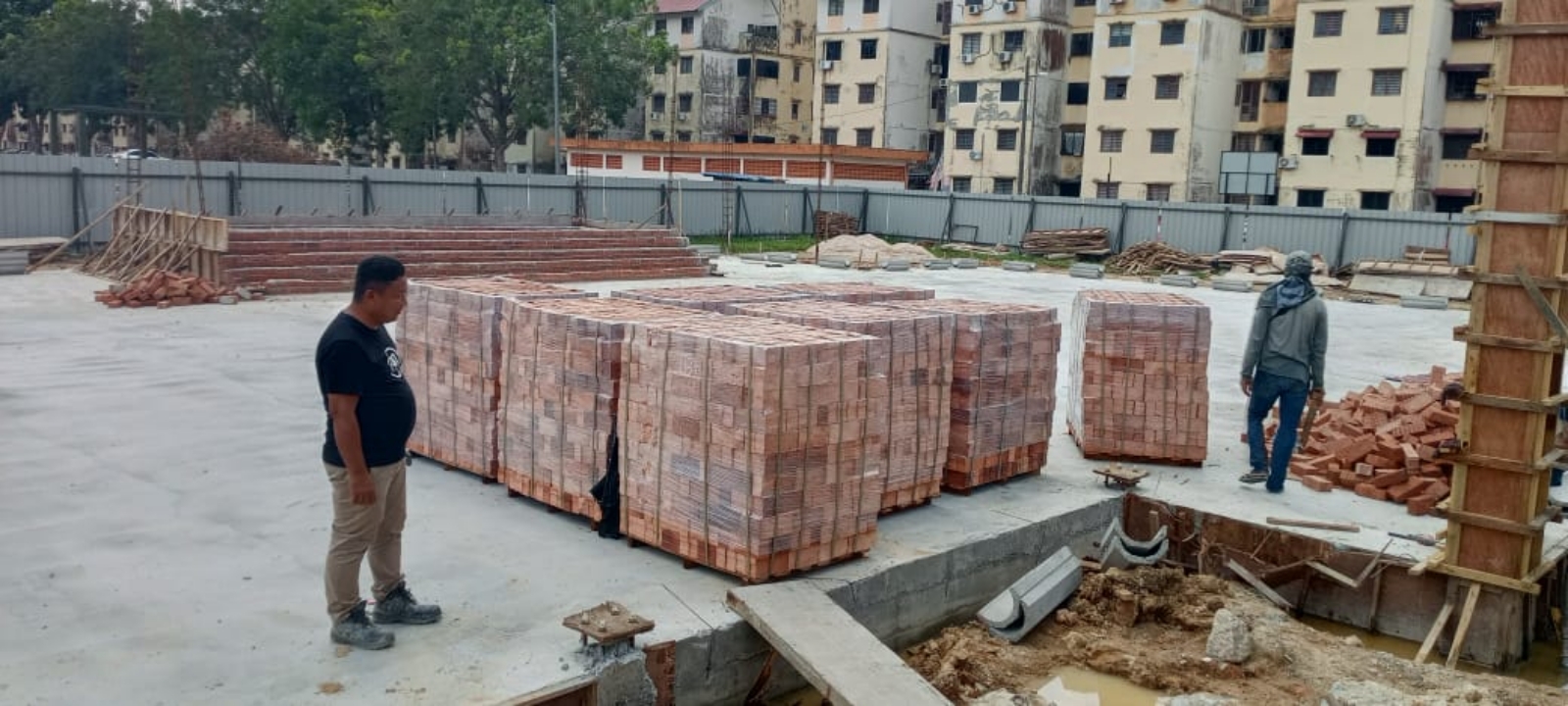 solid brick wholesale 