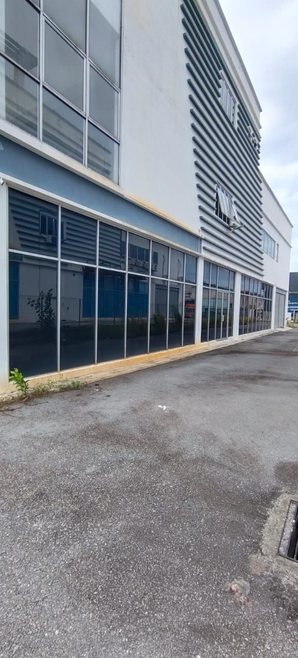 TRM DISTRIBUTOR SDN BHD #16