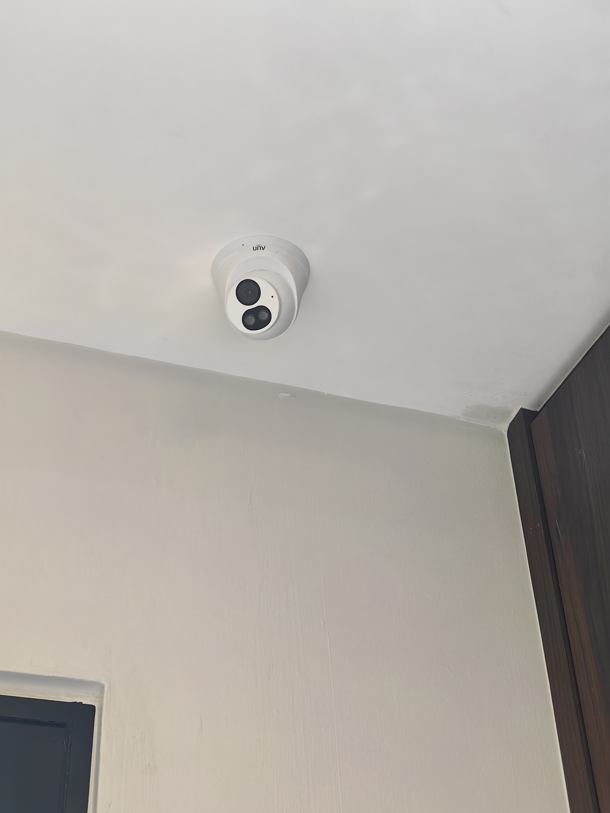 UNV 2MP IP DOME