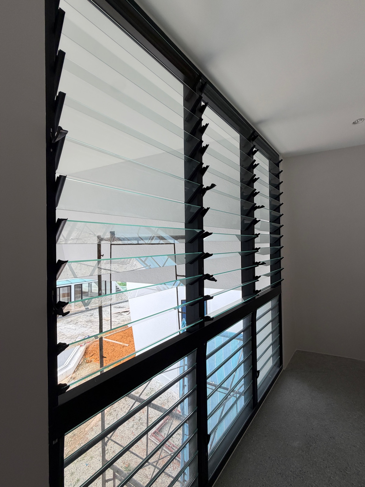 Glass Works PJ