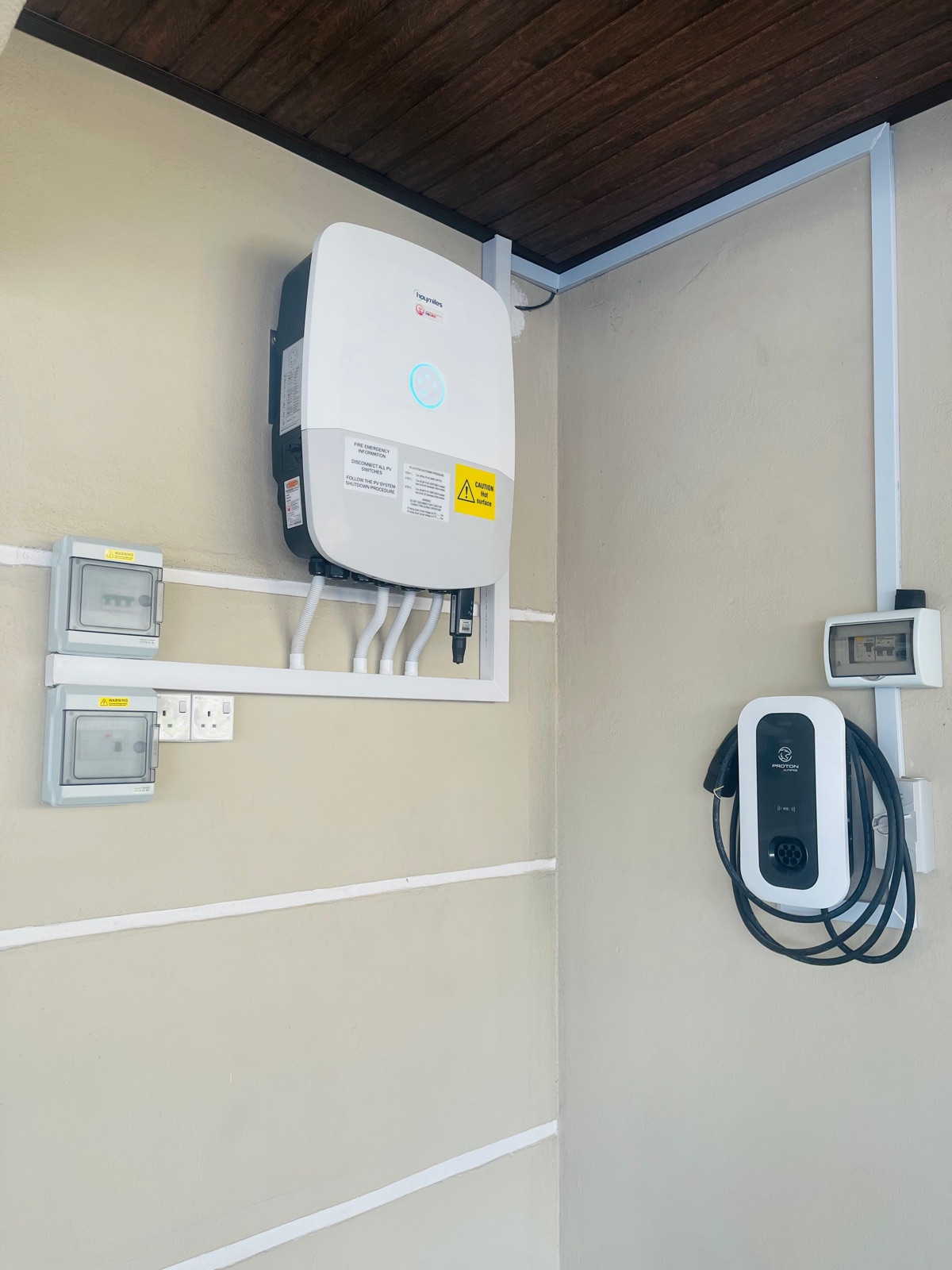 Solar System 17.01 KWp  Total 27 Solar Panel + Hoymiles Inverter 