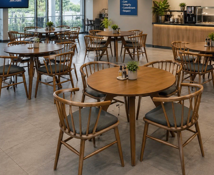  Cafe & Restaurant