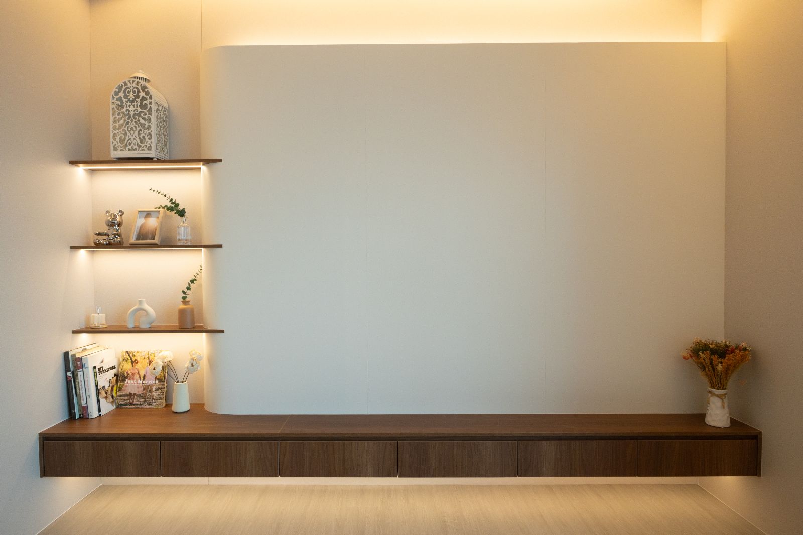 TV Consoles & Feature Walls
