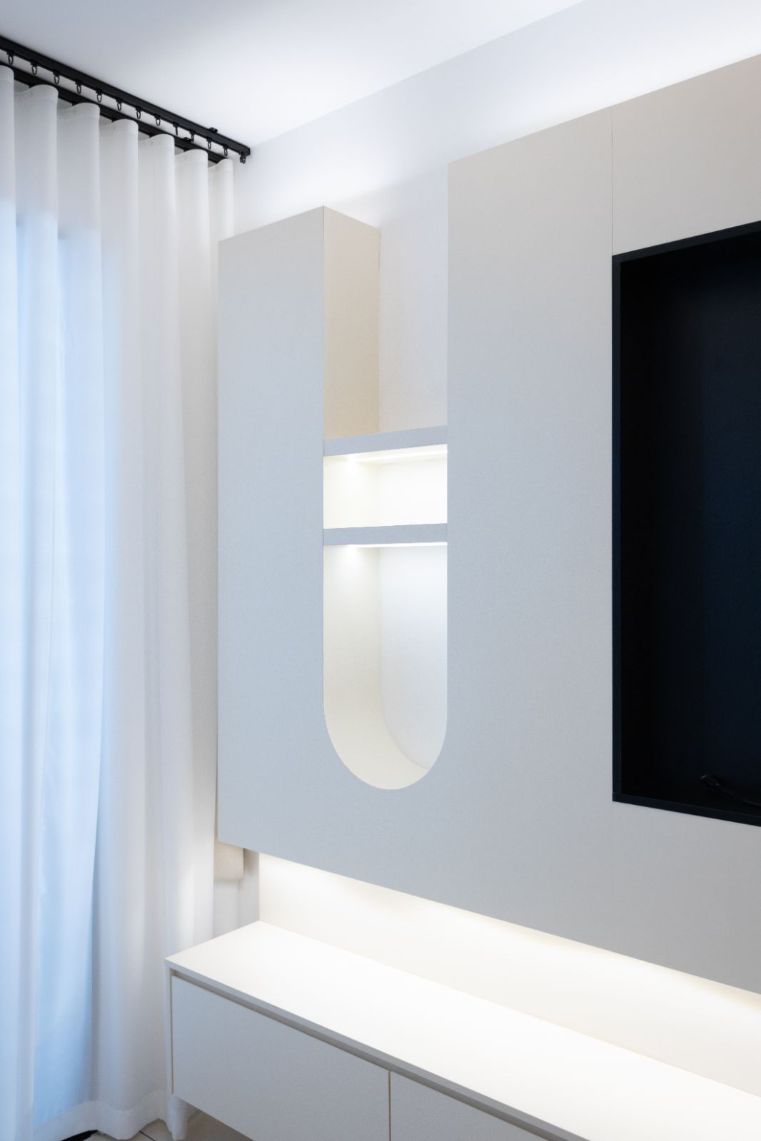 TV Consoles & Feature Walls